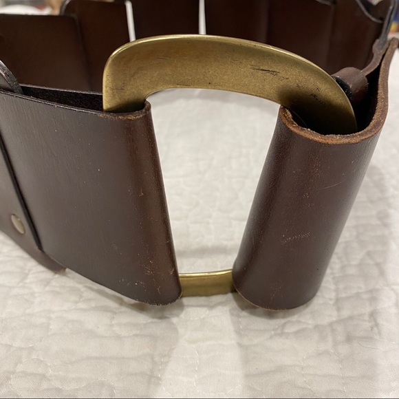 Linea Pelle x Bergdorfs Oversized Leather Belt - Picture 7 of 16